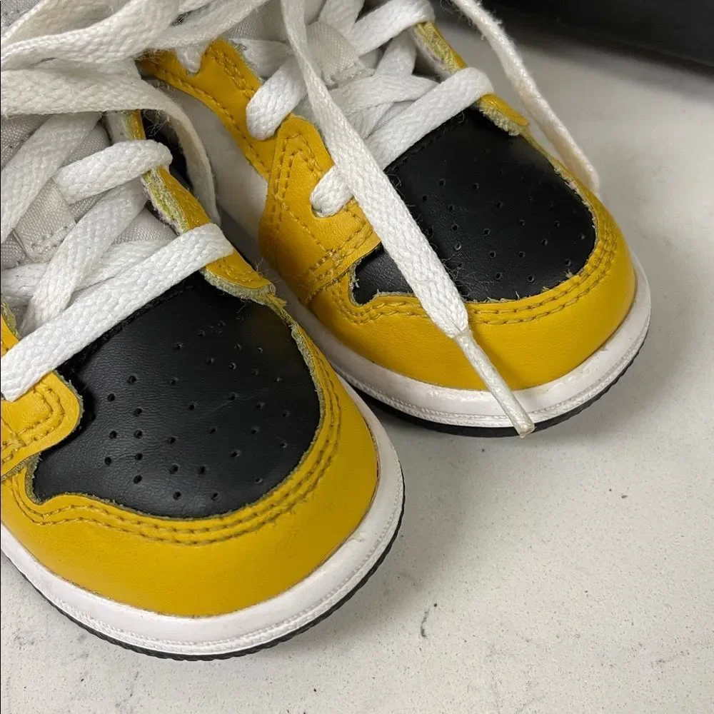 Jordan 1 Mid Yellow Ochre (TD) DQ8425-701 Size 6C